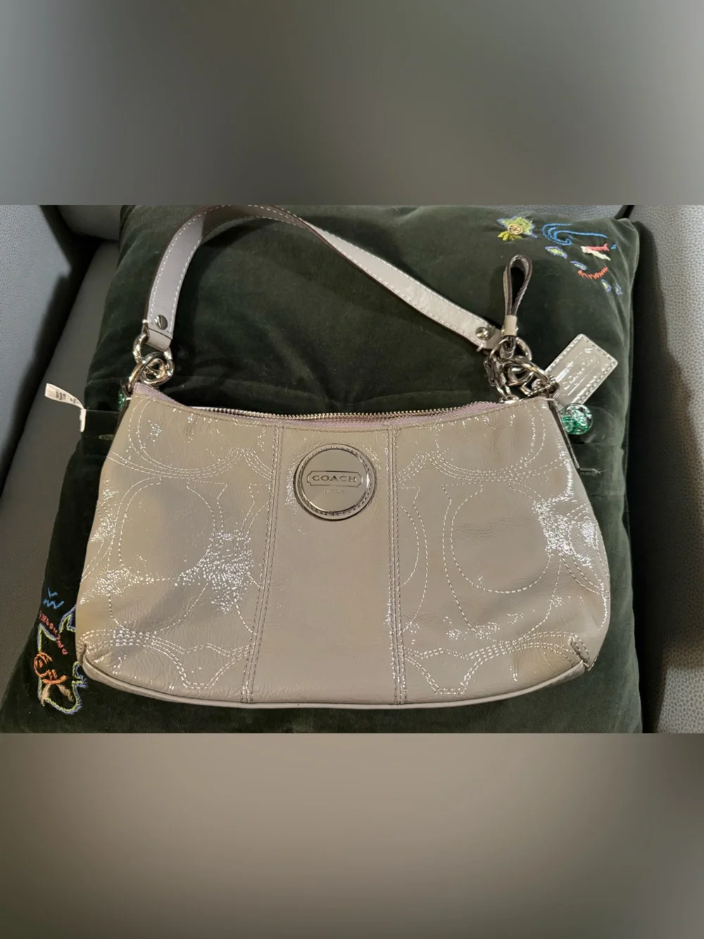 New COACH Gray Leather Shoulder Bag with Signature Medallion